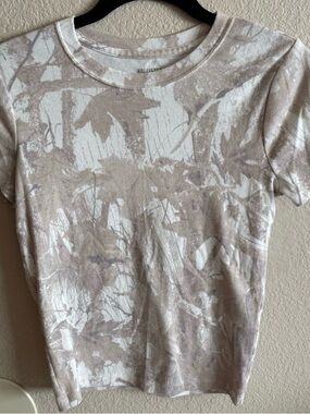 Hollister Light Camo Baby Tee Crop Tee Sz S